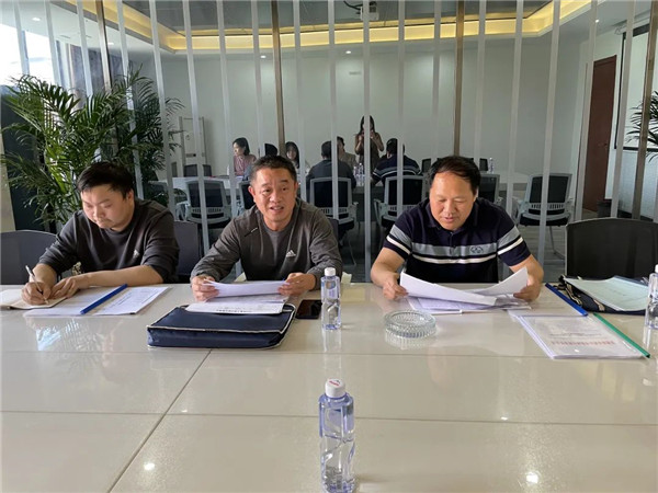 王新龍到古鎮(zhèn)公司調研指導經(jīng)營業(yè)績考核指標暨工資總額核定工作