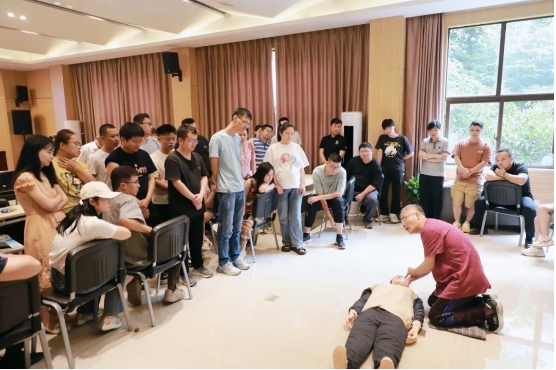 守護(hù)生命，“救”在身邊|市古鎮(zhèn)投資公司工會(huì)開展急救知識(shí)培訓(xùn)活動(dòng)